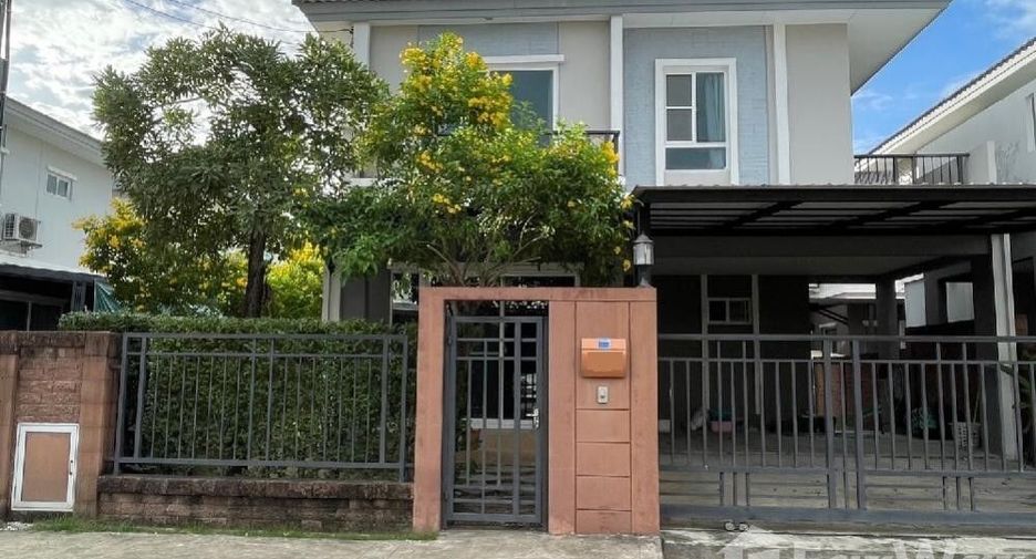 For rent 3 bed house in Suan Luang, Bangkok