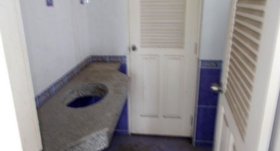 For sale 3 bedrooms house in Mueang Pathum Thani, Pathum Thani