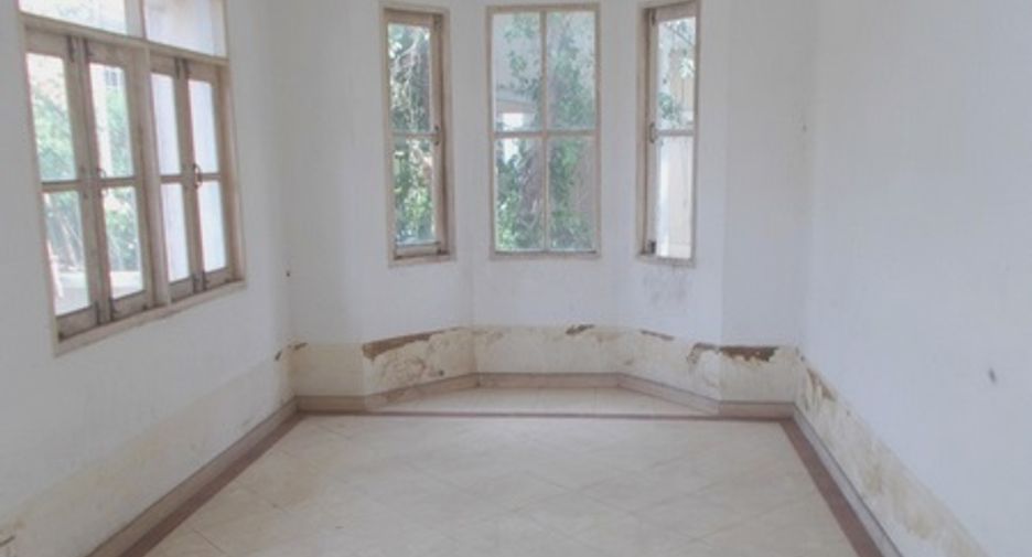 For sale 3 bedrooms house in Mueang Pathum Thani, Pathum Thani