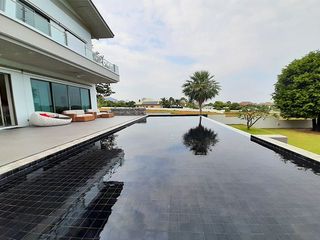 For sale 5 bed villa in Cha Am, Phetchaburi