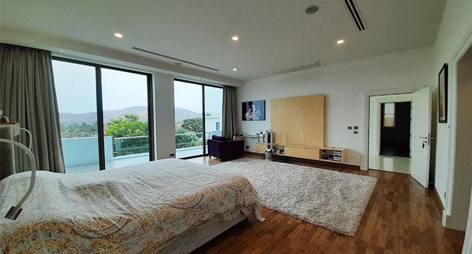 For sale 5 Beds villa in Cha Am, Phetchaburi