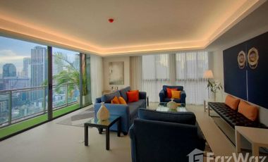 For rent 3 bed condo in Watthana, Bangkok