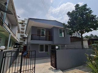 For sale 3 Beds house in Ratchathewi, Bangkok