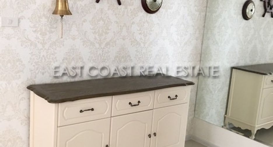 For sale 2 bedrooms house in East Pattaya, Pattaya