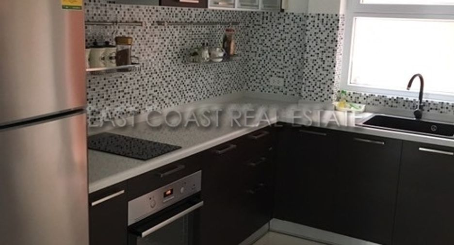 For sale 2 bedrooms house in East Pattaya, Pattaya