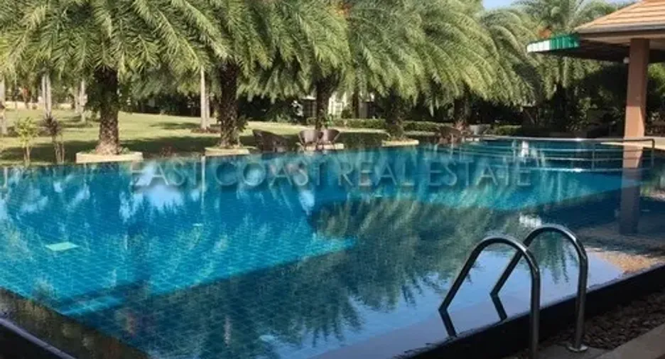 À vendre 2 chambres maison à Bang Lamung, Chonburi