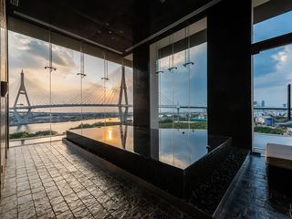 For sale 3 bed condo in Yan Nawa, Bangkok