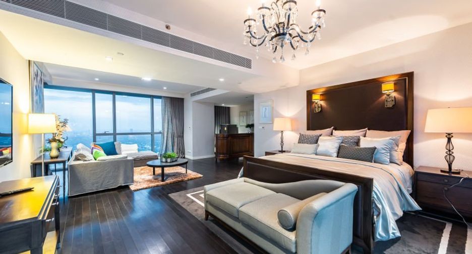 À vendre 3 chambres condo à Yan Nawa, Bangkok