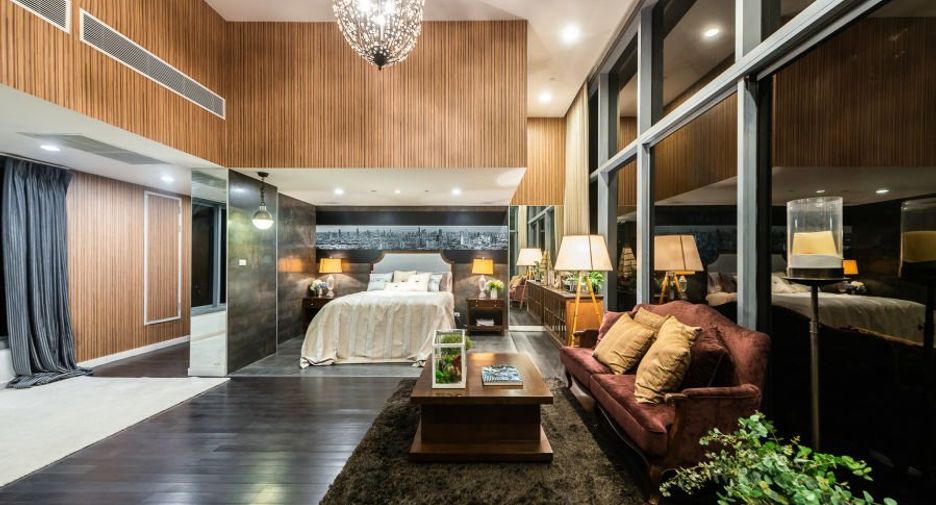 À vendre 3 chambres condo à Yan Nawa, Bangkok