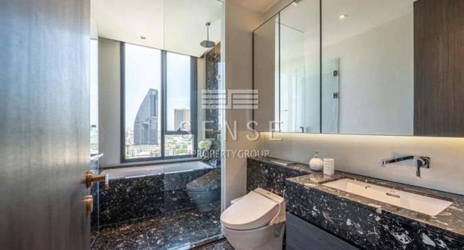Condo en alquiler de 2 habitaciones en Khlong Toei, Bangkok