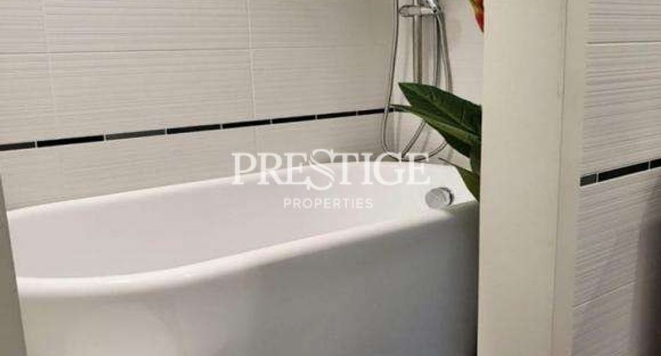 For sale 2 bedrooms condo in Central Pattaya, Pattaya