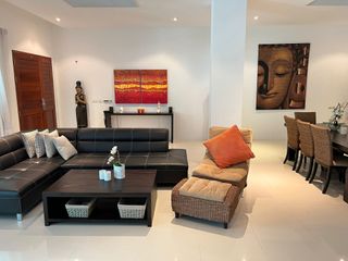 For sale 3 bed condo in Kathu, Phuket