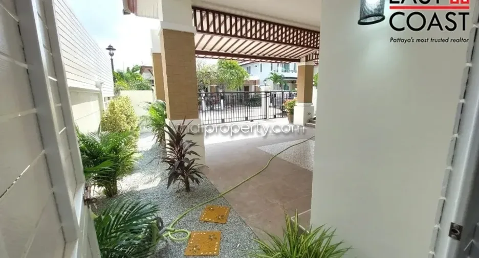 Haus zum Kauf mit 4 Zimmer in Bang Lamung, Chonburi