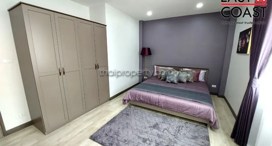 Haus zum Kauf mit 4 Zimmer in Bang Lamung, Chonburi