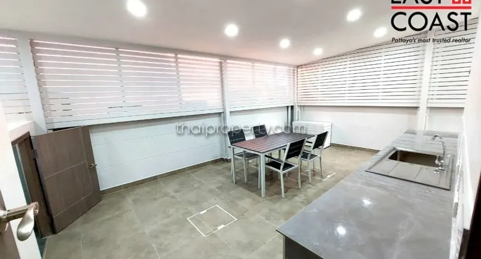 Haus zum Kauf mit 4 Zimmer in Bang Lamung, Chonburi