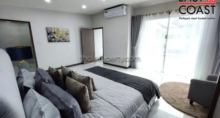 Haus zum Kauf mit 4 Zimmer in Bang Lamung, Chonburi