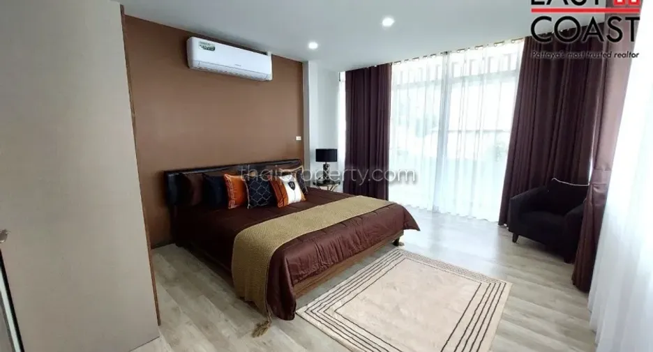 Haus zum Kauf mit 4 Zimmer in Bang Lamung, Chonburi