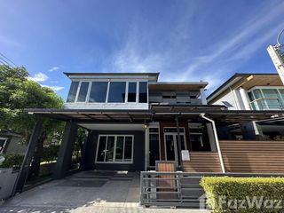 For sale 3 Beds house in Chatuchak, Bangkok