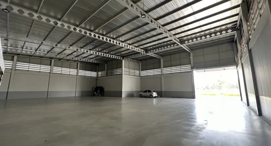 For rent and for sale warehouse in Lam Luk Ka, Pathum Thani