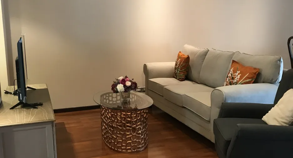 For rent 2 bed condo in Watthana, Bangkok