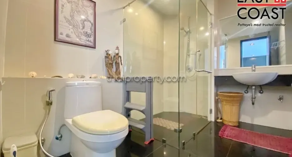 For sale 3 bedrooms condo in Jomtien, Pattaya
