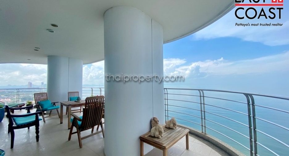 For sale 3 ベッドルーム condo in Bang Lamung, Chonburi