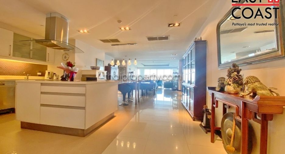 For sale 3 ベッドルーム condo in Bang Lamung, Chonburi