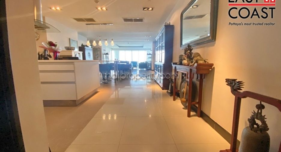 For sale 3 ベッドルーム condo in Bang Lamung, Chonburi