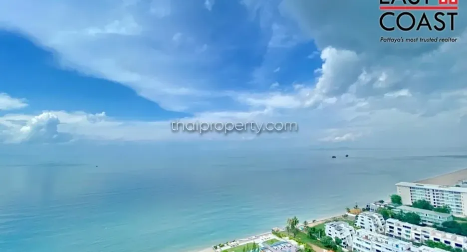 For sale 3 bedrooms condo in Jomtien, Pattaya
