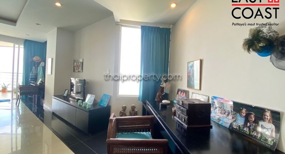 For sale 3 ベッドルーム condo in Bang Lamung, Chonburi