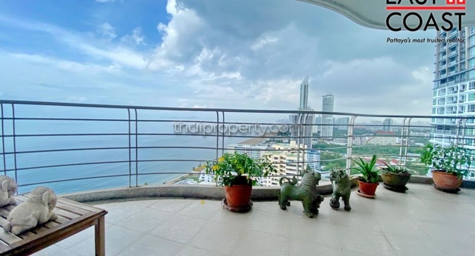 For sale 3 ベッドルーム condo in Bang Lamung, Chonburi