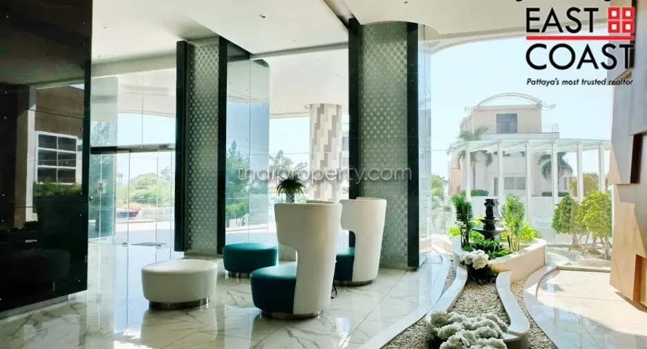 For sale 3 bedrooms condo in Jomtien, Pattaya