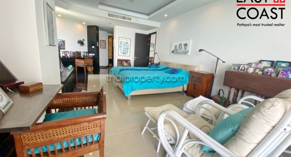 For sale 3 ベッドルーム condo in Bang Lamung, Chonburi