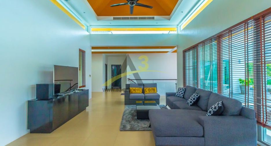 For rent and for sale 4 bedrooms villa in Kathu, Phuket