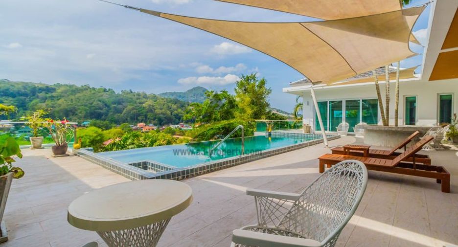 For rent and for sale 4 bedrooms villa in Kathu, Phuket