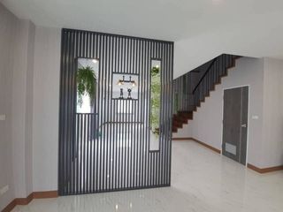 Casa adosada en venta de 5 habitaciones en Phra Nakhon, Bangkok