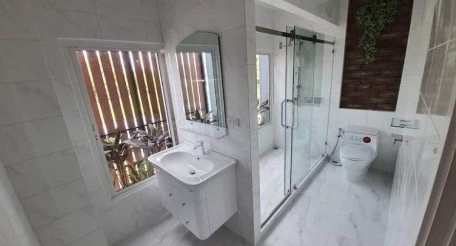Casa adosada en venta de 5 habitaciones en Phra Nakhon, Bangkok