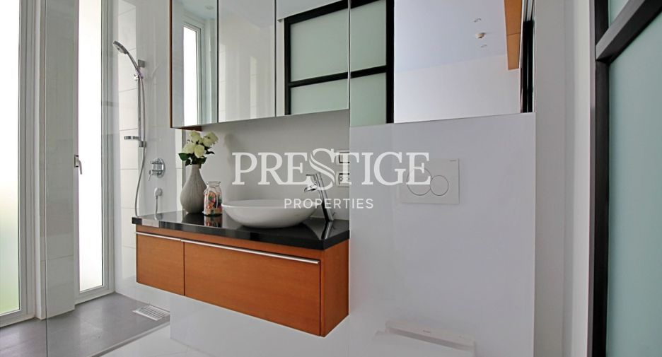 For rent and for sale 2 bedrooms condo in Sattahip, Chonburi
