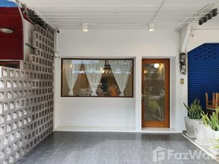 For sale 2 bed townhouse in Cha Am, Phetchaburi