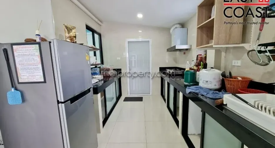For sale 2 ベッドルーム house in Huay Yai, Pattaya