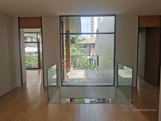 For rent 4 Beds house in Watthana, Bangkok