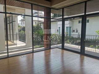 For rent 4 Beds house in Watthana, Bangkok