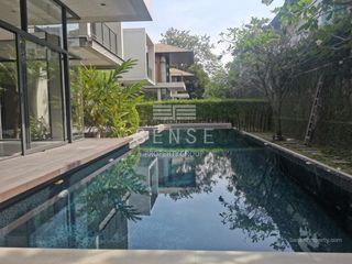 For rent 4 Beds house in Watthana, Bangkok