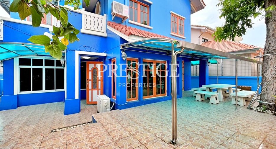 Casa en venta y en alquiler de 3 habitaciones en Jomtien, Pattaya