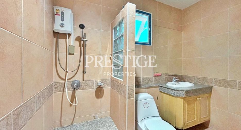 Casa en venta y en alquiler de 3 habitaciones en Jomtien, Pattaya
