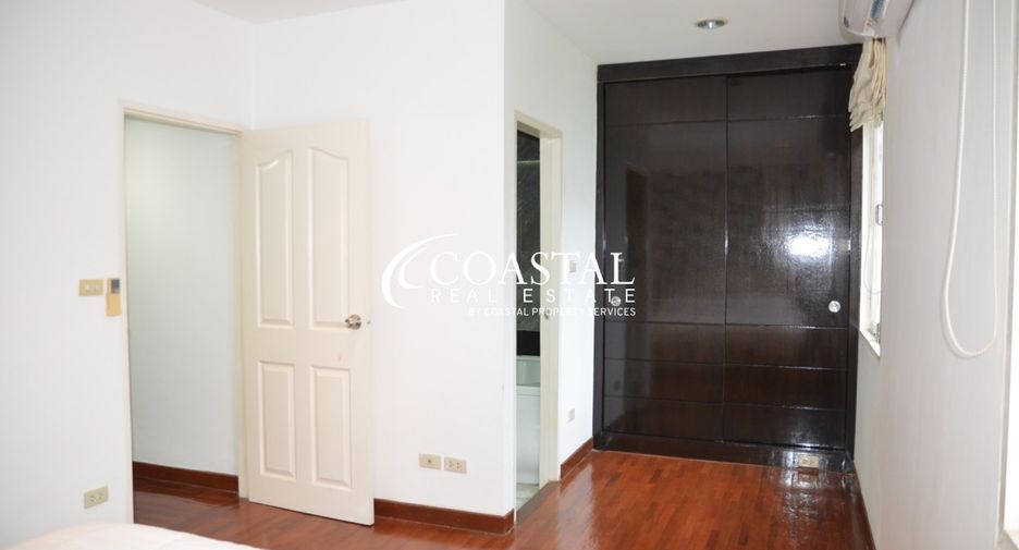 For sale 3 Beds townhouse in North Pattaya, Pattaya