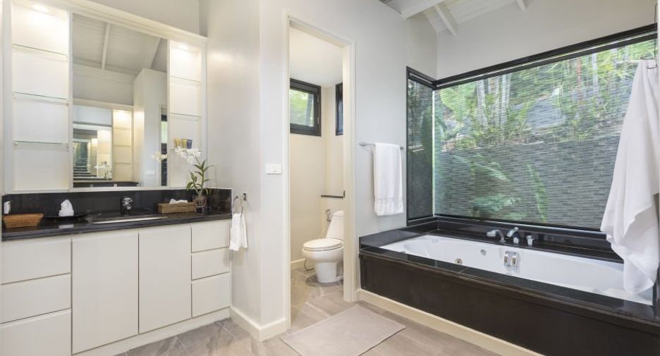 For rent and for sale 5 bedrooms villa in Thalang, Phuket