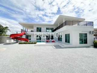 Haus zur Miete und zum Kauf mit 6 Zimmer in Bang Lamung, Chonburi