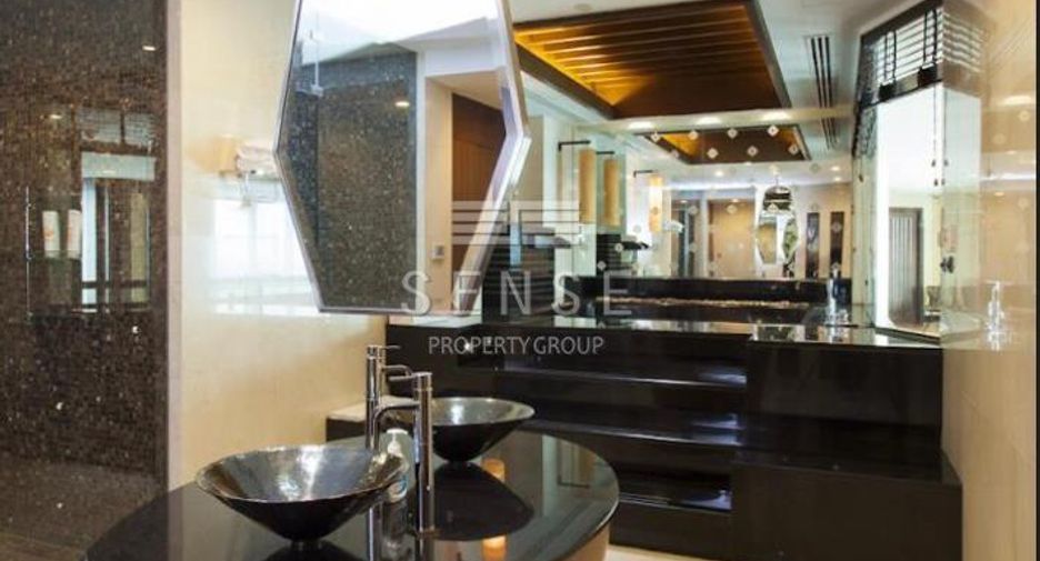For sale 3 bedrooms condo in Bang Kho Laem, Bangkok