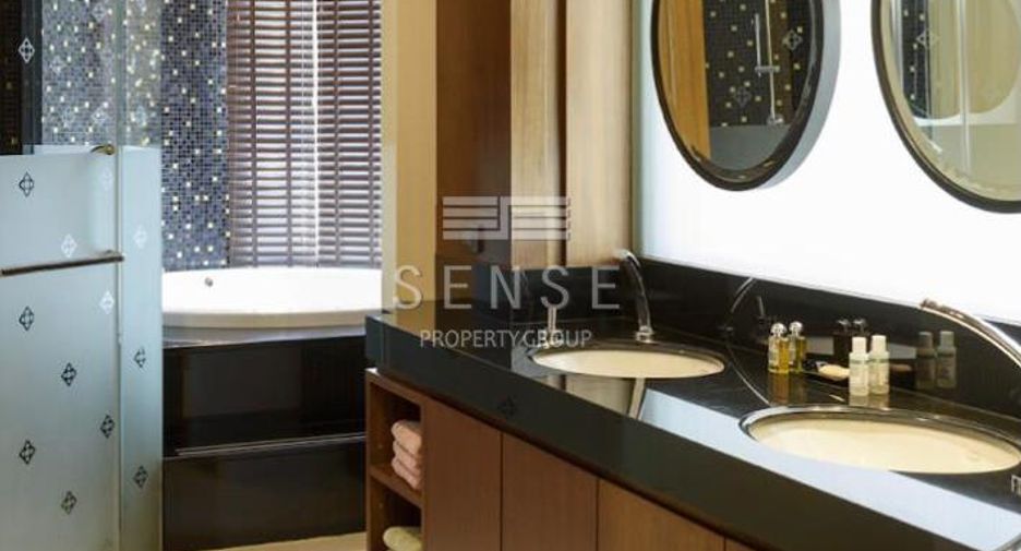 For sale 3 bedrooms condo in Bang Kho Laem, Bangkok